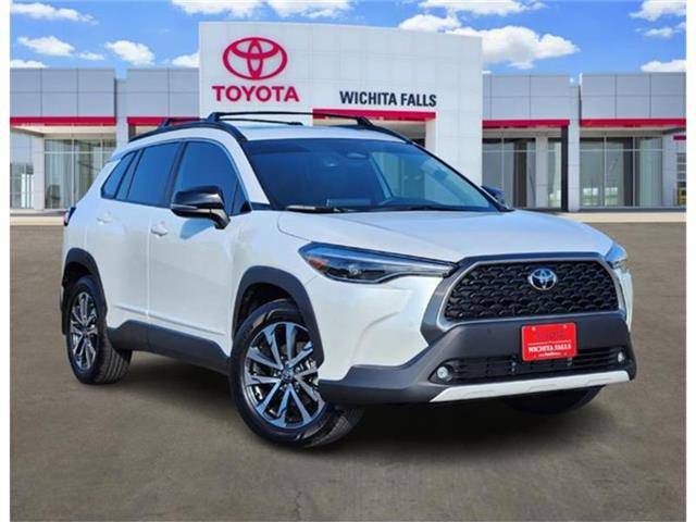 2025 Toyota Corolla Cross XLE — SUV — 1,038 mi — Wichita Falls, TX