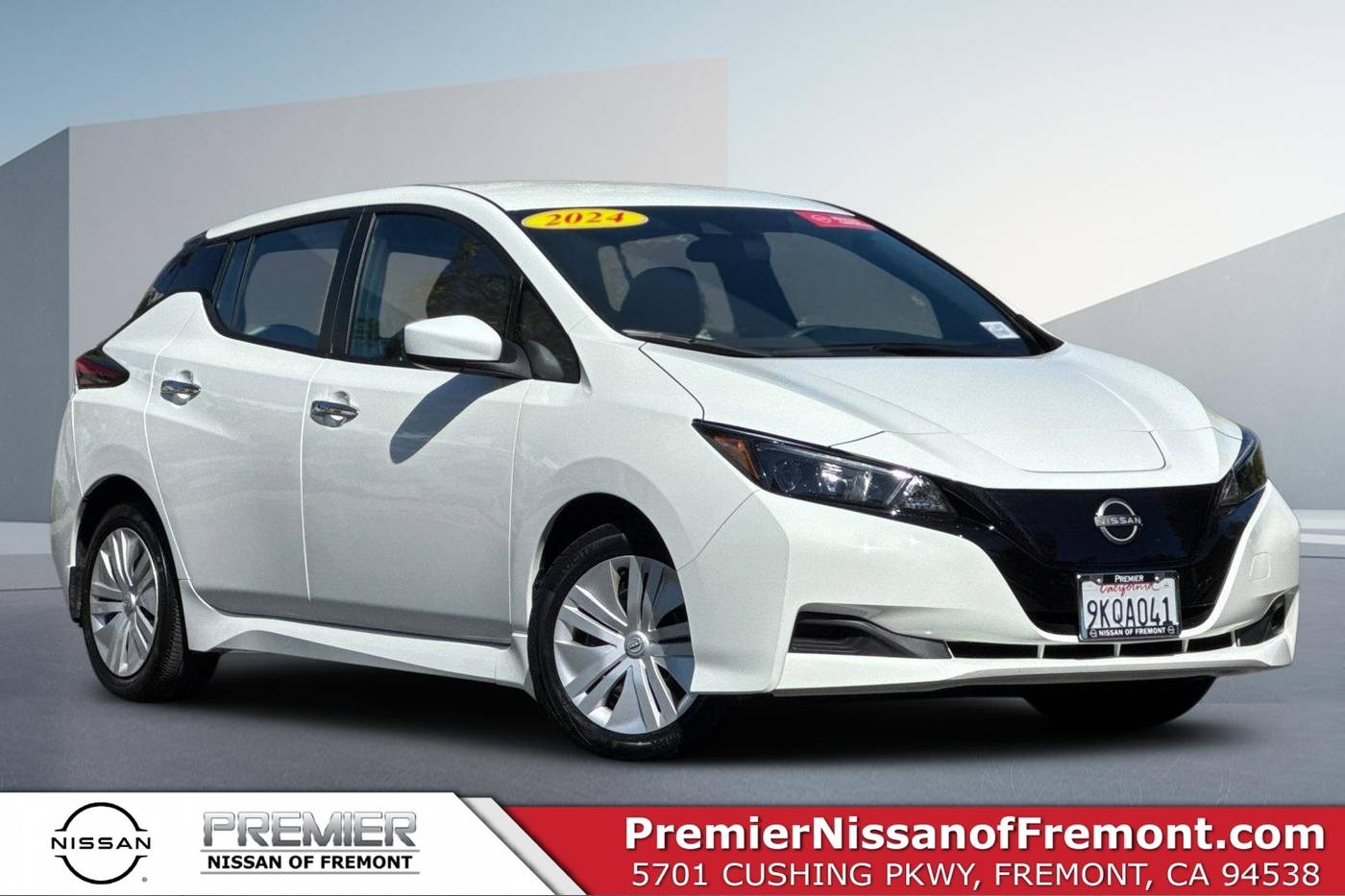 2024 Nissan LEAF S — Hatchback — 16,507 mi — Seaside, CA
