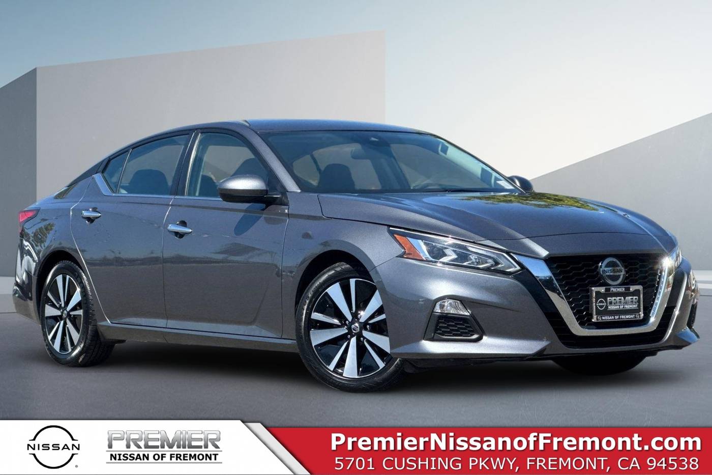2022 Nissan Altima SV — Sedan — 65,097 mi — Seaside, CA
