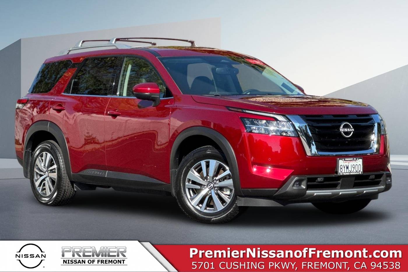 2022 Nissan Pathfinder SL — SUV — 9,030 mi — Seaside, CA