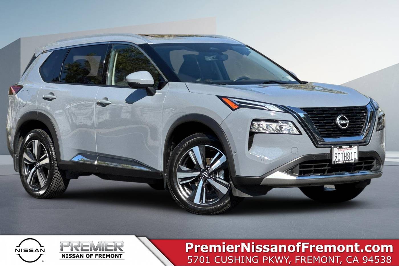 2022 Nissan Rogue Platinum — SUV — 30,237 mi — Seaside, CA