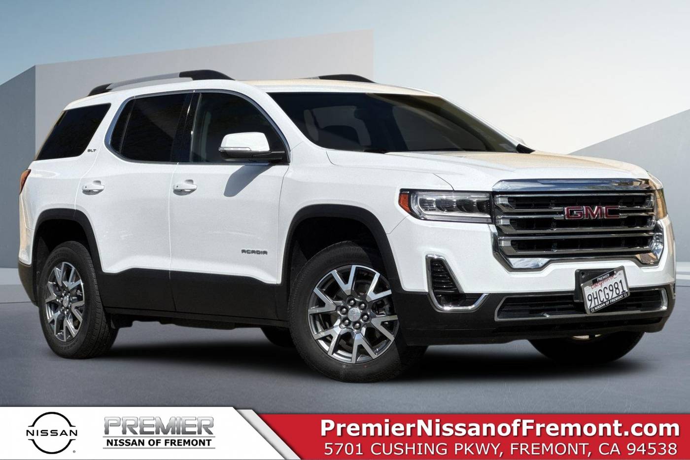 2023 GMC Acadia SLT — SUV — 47,105 mi — Seaside, CA