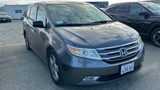 2013 Honda Odyssey Touring Elite — Minivan — 173,477 mi — Seaside, CA
