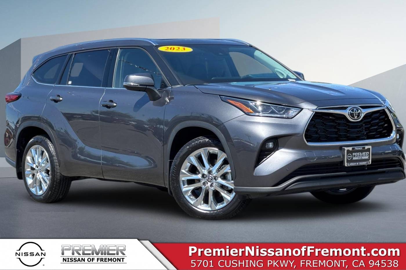 2023 Toyota Highlander Limited — SUV — 1,680 mi — Seaside, CA