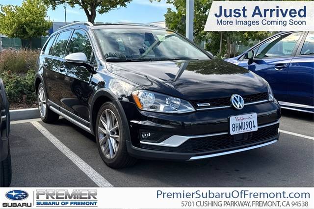 2017 Volkswagen Golf Alltrack S — Wagon — 106,061 mi — Seaside, CA