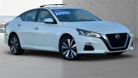 2022 Nissan Altima SV — Sedan — 58,078 mi — Seaside, CA