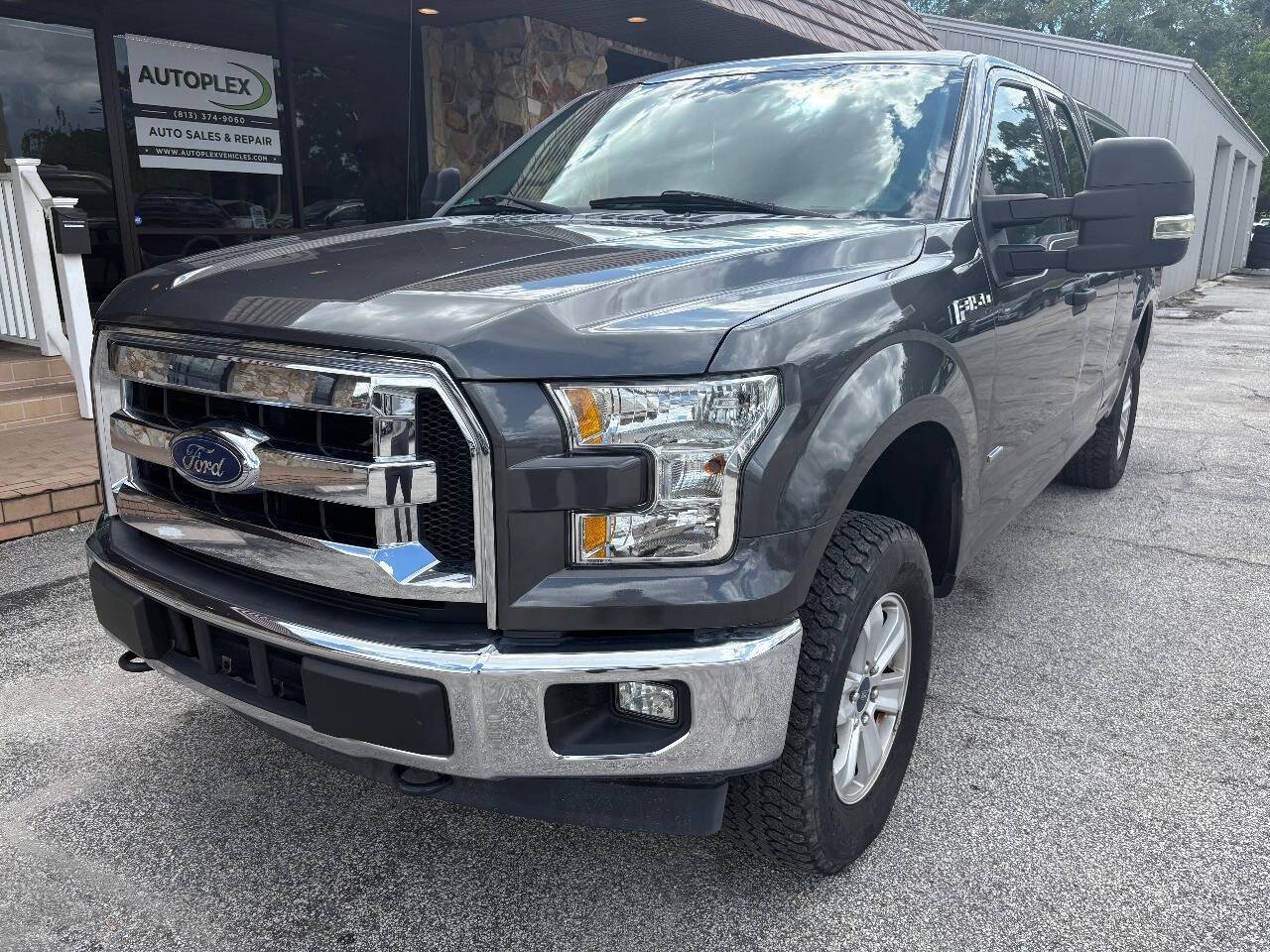 2017 Ford F-150 XLT — Pickup Truck — 141,679 mi — Tampa, FL
