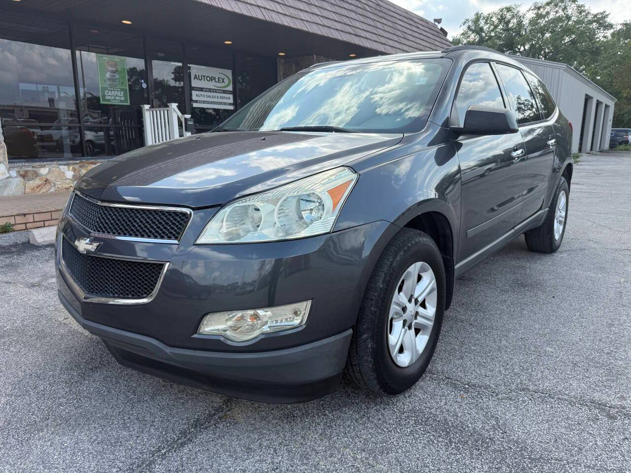 2011 Chevrolet Traverse LS — SUV — 119,996 mi — Tampa, FL