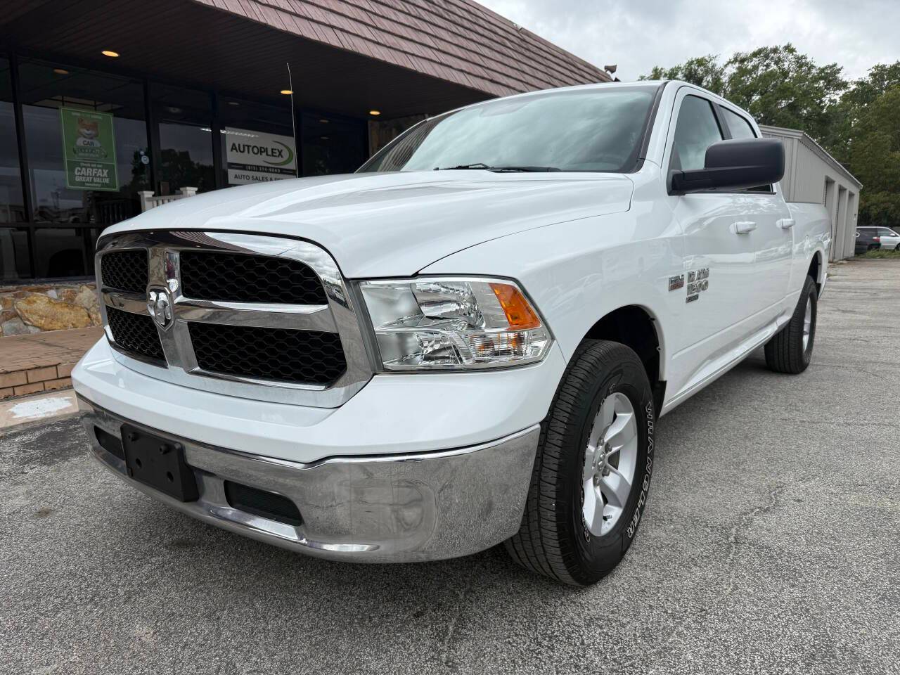 2020 Ram 1500 Classic SLT — Pickup Truck — 110,709 mi — Tampa, FL