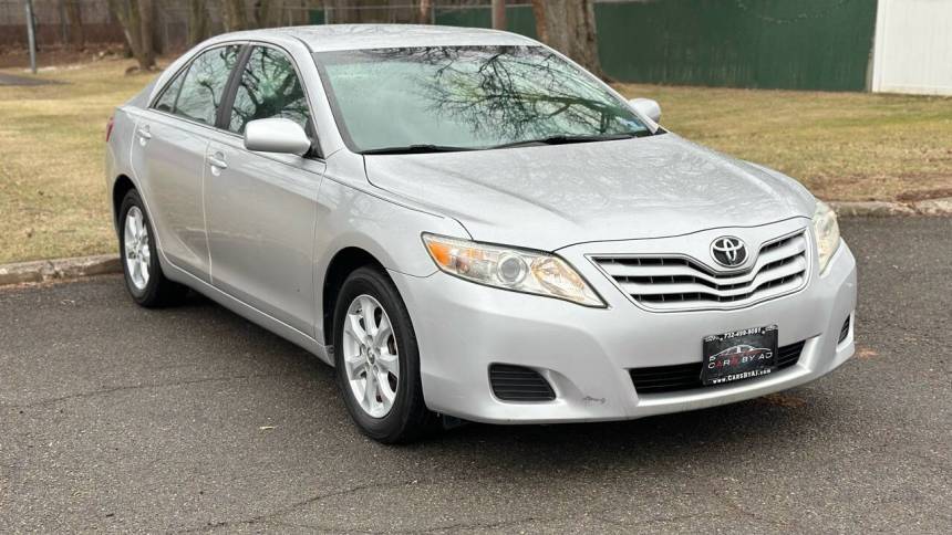 2011 Toyota Camry LE — Sedan — 182,770 mi — Rahway, NJ