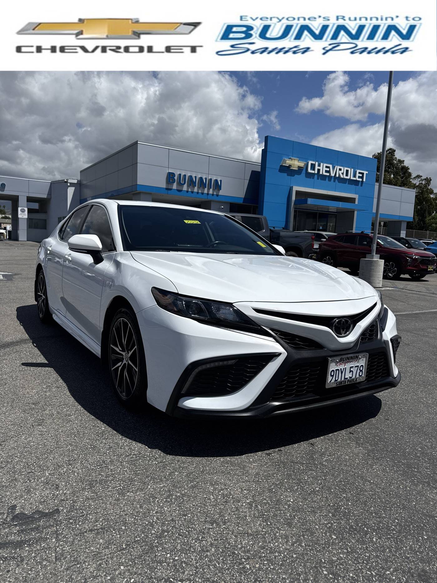 2023 Toyota Camry SE — Sedan — 57,602 mi — Santa Paula, CA