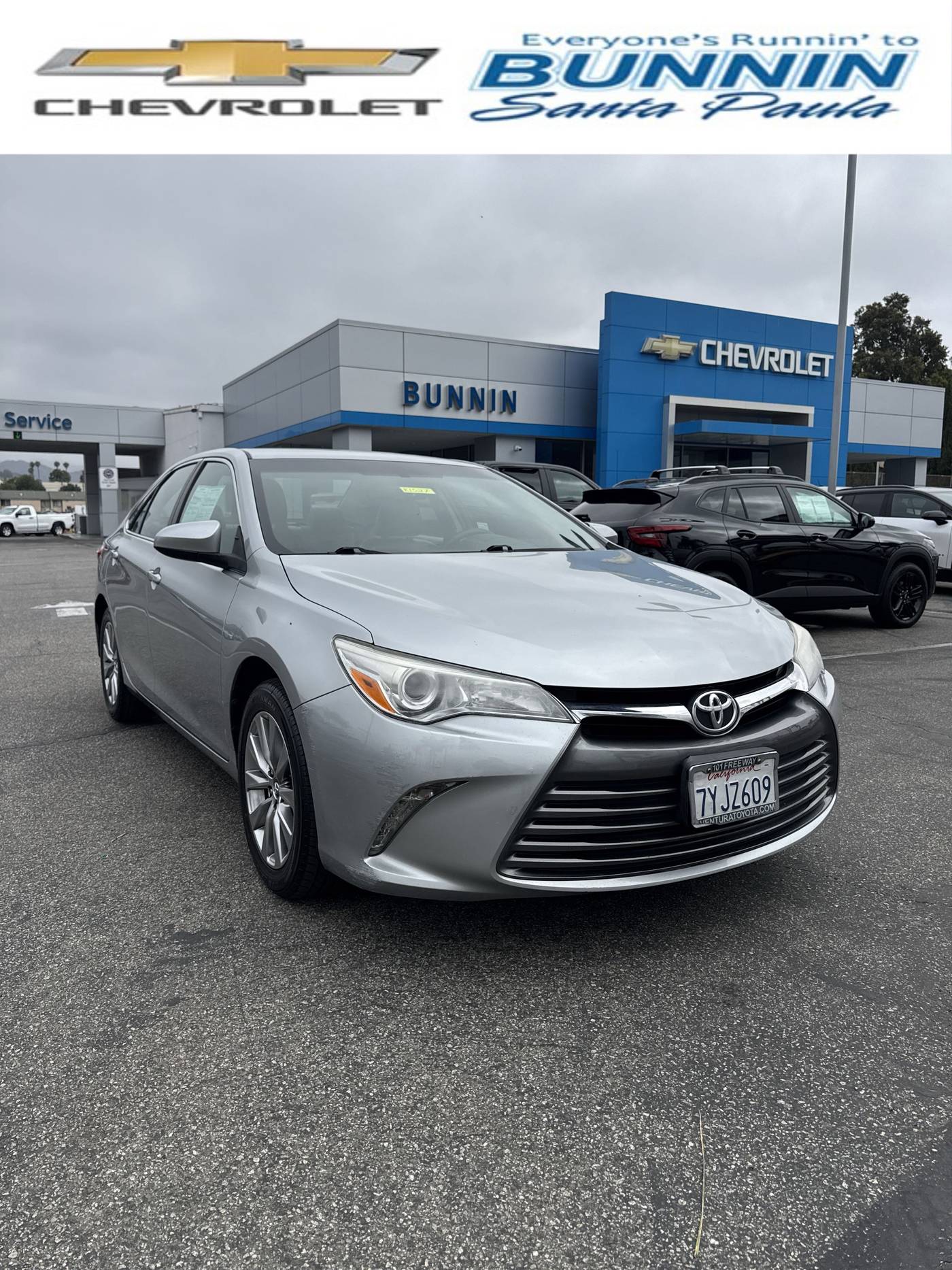 2017 Toyota Camry XLE — Sedan — 70,680 mi — Santa Paula, CA