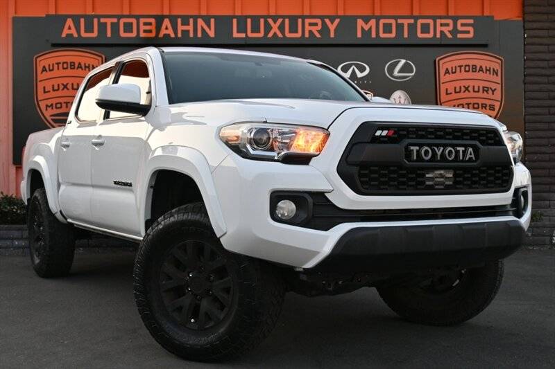 2017 Toyota Tacoma SR5 — Pickup Truck — 105,285 mi — Norwalk, CA
