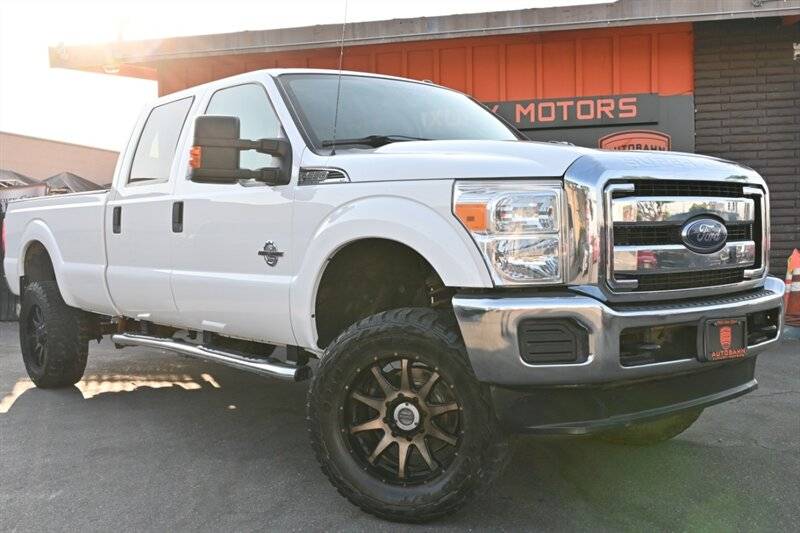 2015 Ford Super Duty F-350 XLT — Pickup Truck — 99,215 mi — Norwalk, CA
