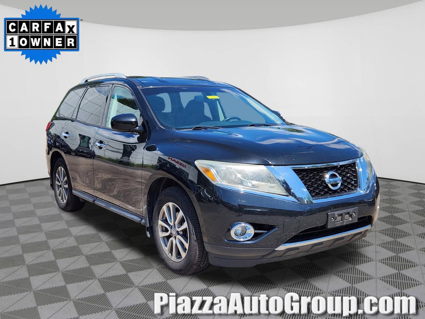 2016 Nissan Pathfinder SV — SUV — 136,277 mi — Ardmore, PA