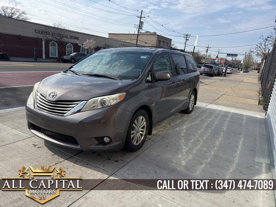 2011 Toyota Sienna XLE — Minivan — 229,644 mi — Brooklyn, NY