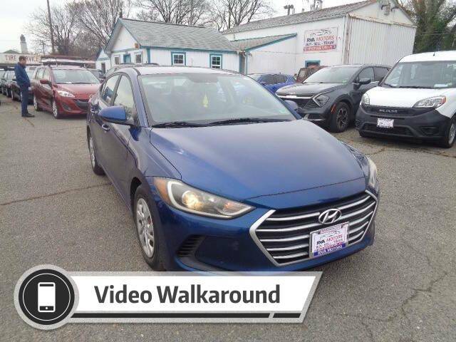 2017 Hyundai Elantra SE — Sedan — 68,600 mi — Richmond, VA