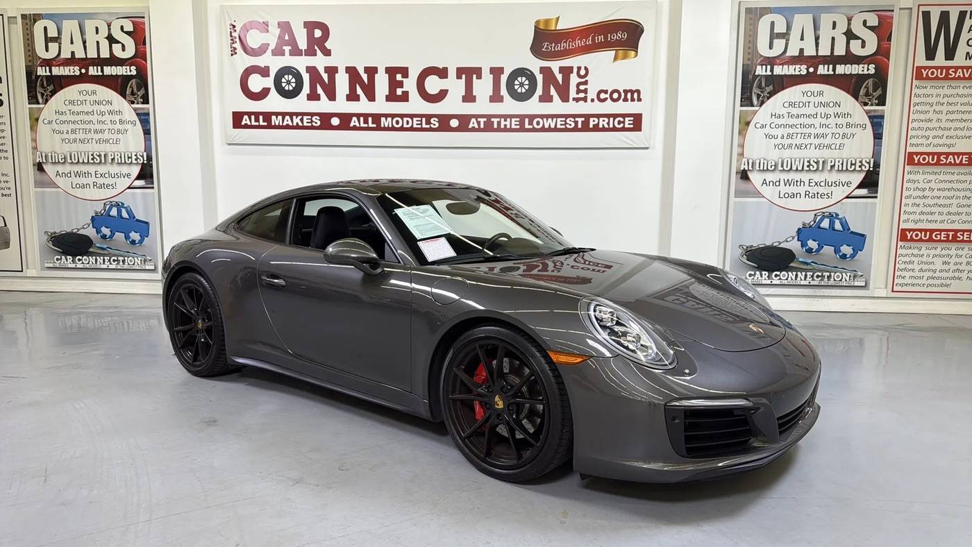 2017 Porsche 911 Carrera 4S