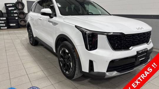 2025 Kia Sorento S — SUV — 1,915 mi — Fitchburg, MA