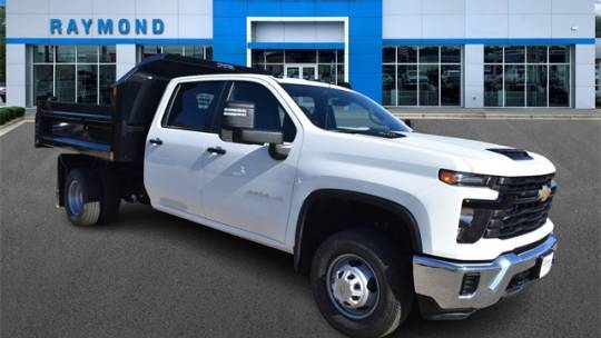 2024 Chevrolet Silverado 3500HD Chassis Cab Work Truck — Chassis Cab Truck — 257 mi — Antioch, IL