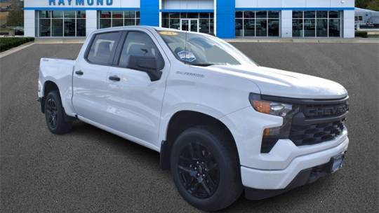 2023 Chevrolet Silverado 1500 Custom — Pickup Truck — 28,787 mi — Antioch, IL