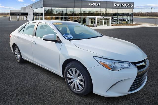 2017 Toyota Camry LE — Sedan — 89,600 mi — Antioch, IL