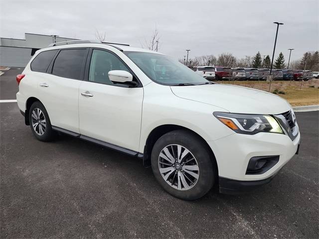 2017 Nissan Pathfinder SL — SUV — 114,705 mi — Antioch, IL