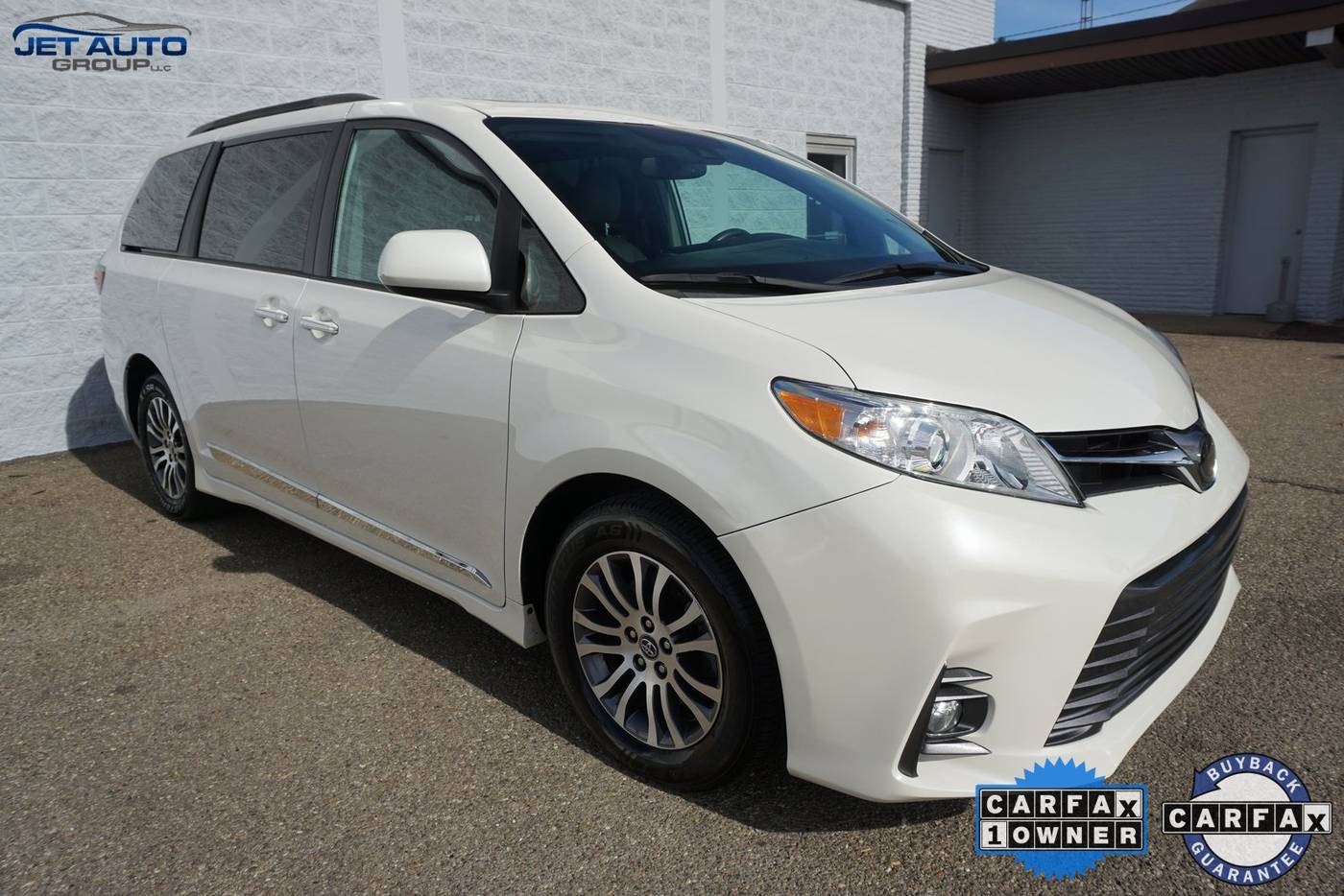 2019 Toyota Sienna L — Minivan — 46,241 mi — Cambridge, OH
