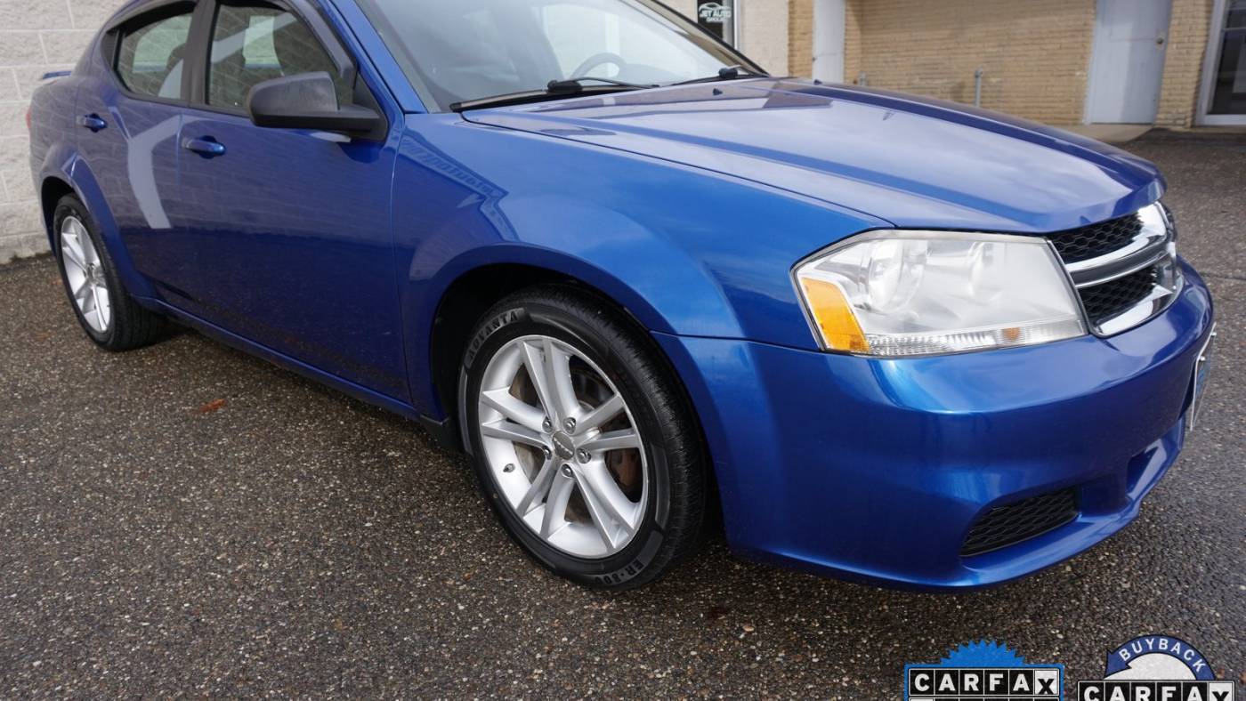 2012 Dodge Avenger SE V6 — Sedan — 82,413 mi — Cambridge, OH
