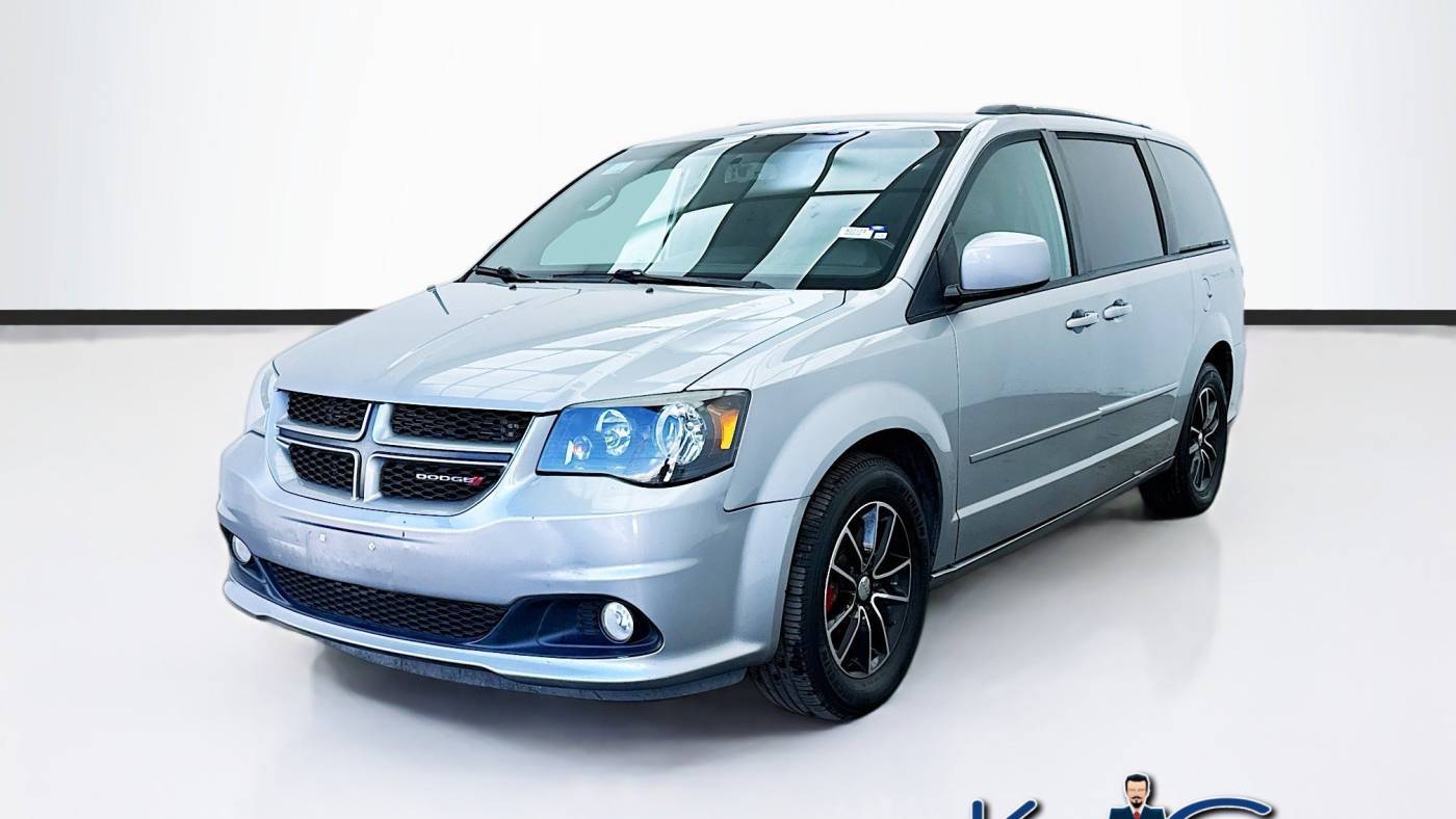 2017 Dodge Grand Caravan GT — Minivan — 122,801 mi — Montclair, CA