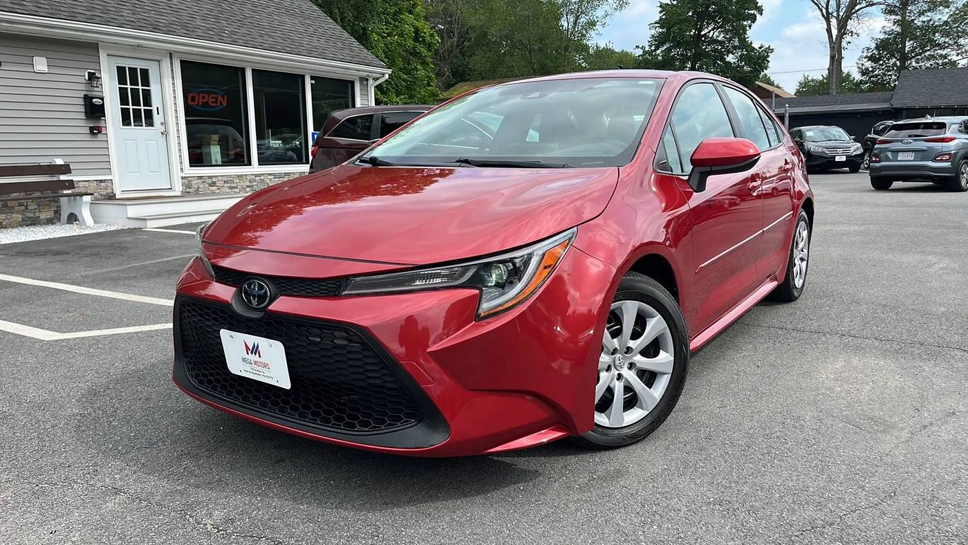 2021 Toyota Corolla LE — Sedan — 69,626 mi — West Bridgewater, MA