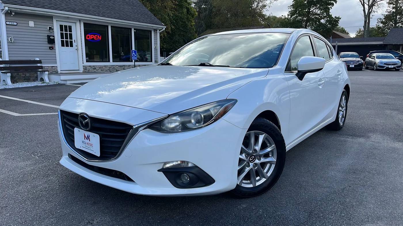 2016 Mazda Mazda3 i Touring — Hatchback — 105,498 mi — West Bridgewater, MA