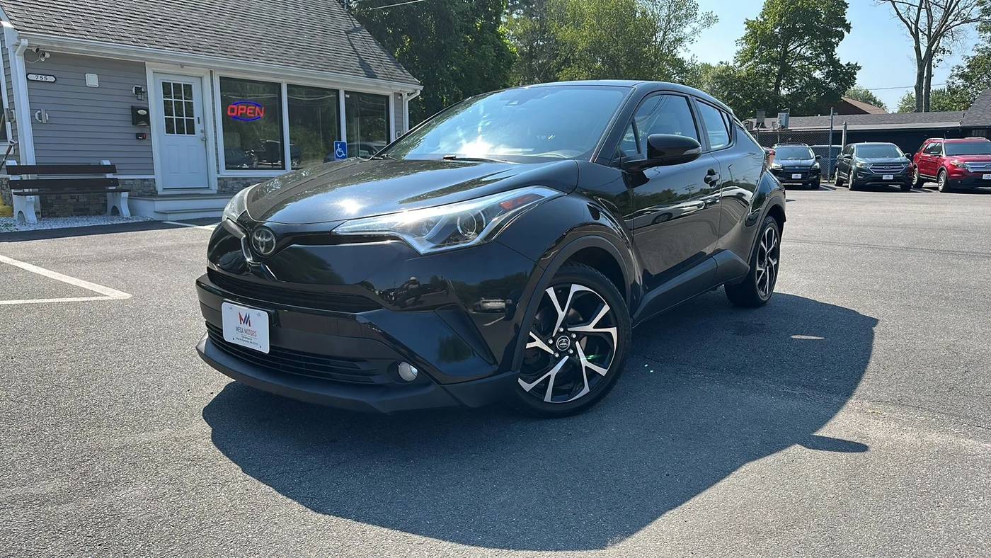 2018 Toyota C-HR XLE Premium — SUV — 100,115 mi — West Bridgewater, MA