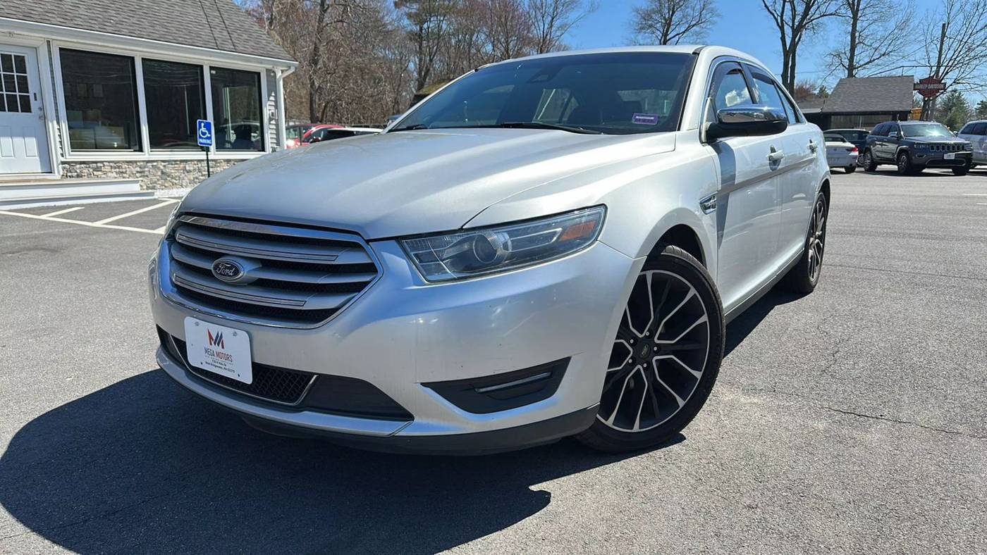 2017 Ford Taurus Limited — Sedan — 109,438 mi — West Bridgewater, MA