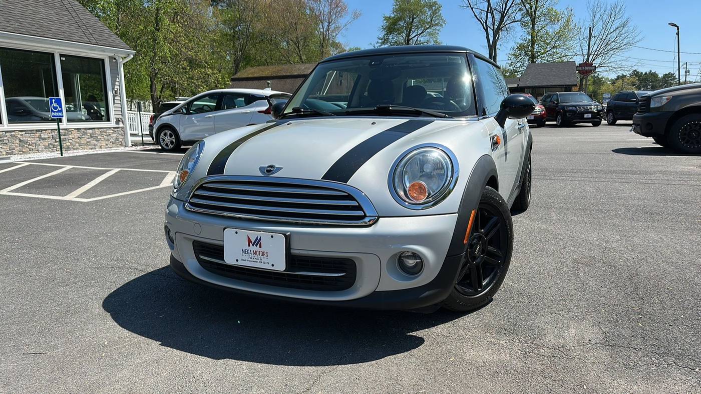 2013 MINI Hardtop Cooper — Hatchback — 58,633 mi — West Bridgewater, MA