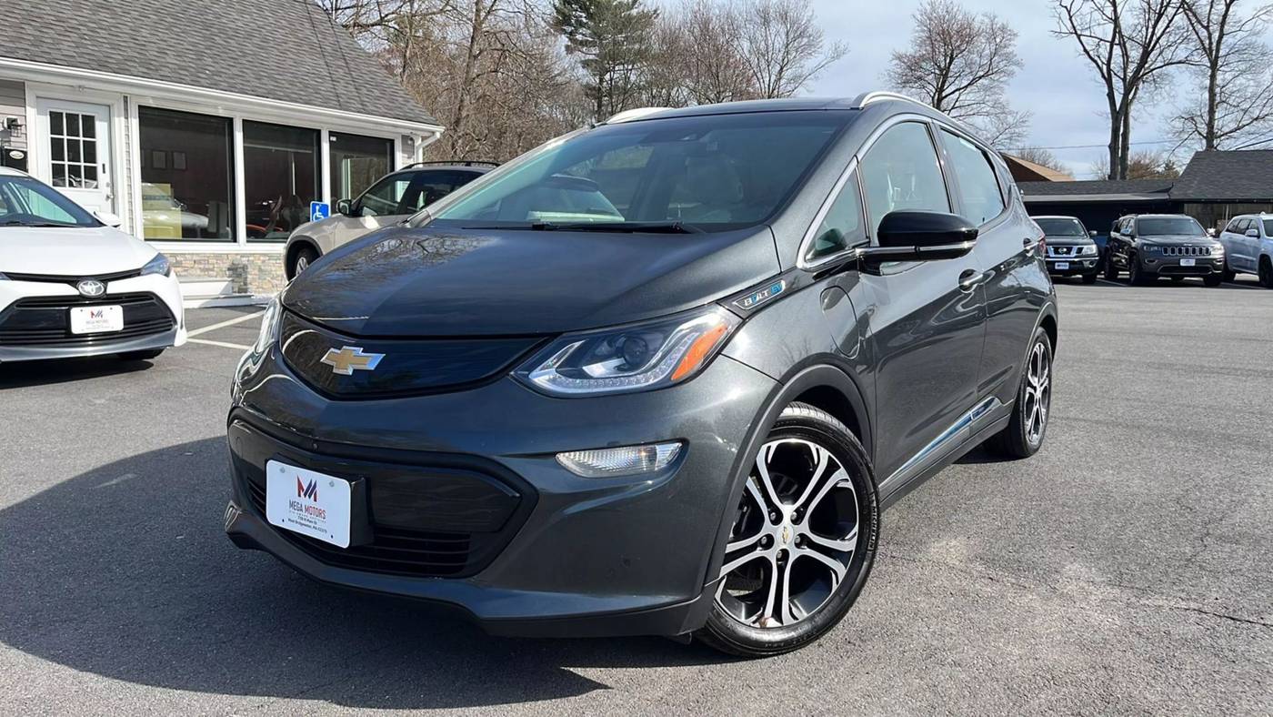 2018 Chevrolet Bolt EV Premier — Hatchback — 50,204 mi — West Bridgewater, MA