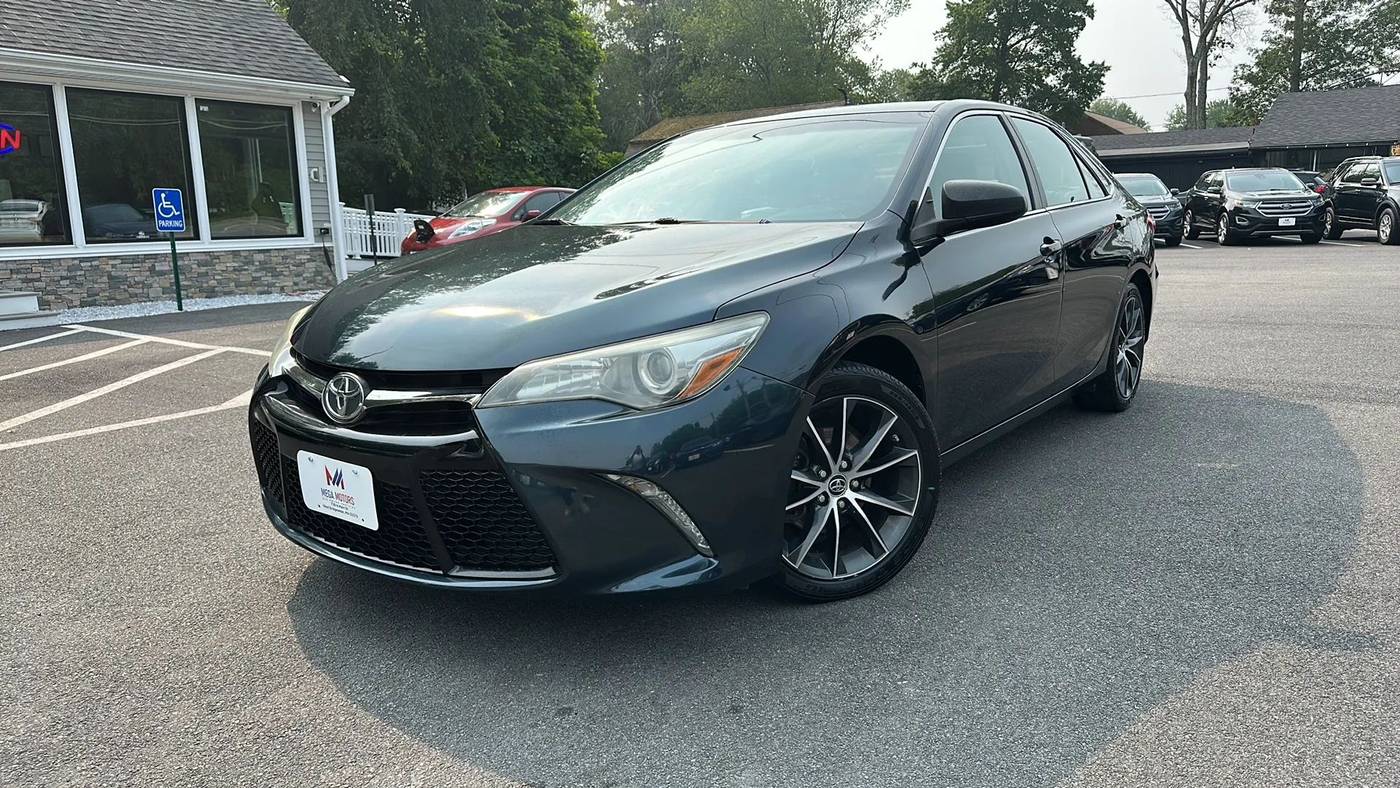 2015 Toyota Camry XSE — Sedan — 105,266 mi — West Bridgewater, MA