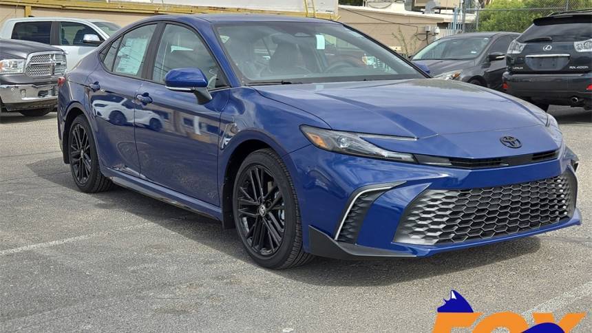 2025 Toyota Camry LE — Sedan — 446 mi — El Paso, TX