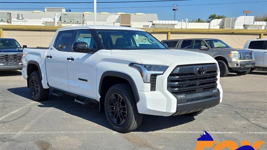 2024 Toyota Tundra SR5 — Pickup Truck — 450 mi — El Paso, TX