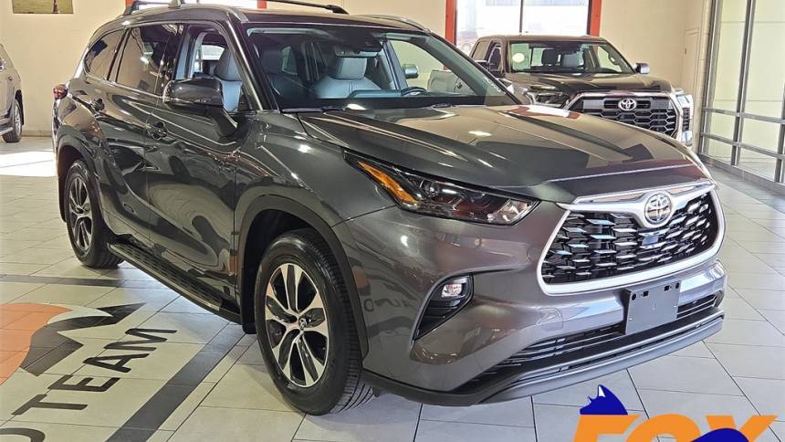 2022 Toyota Highlander XLE — SUV — 26,457 mi — El Paso, TX