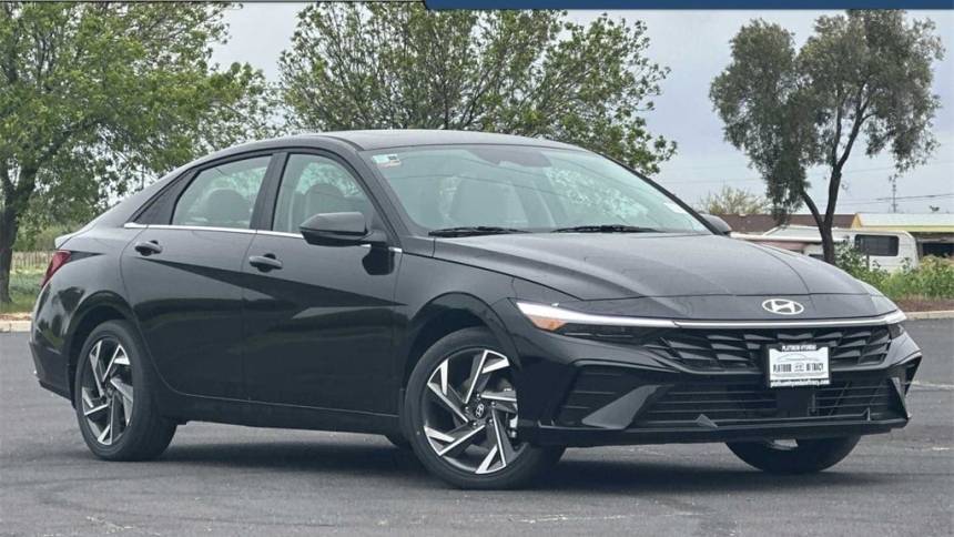 2024 Hyundai Elantra Hybrid Limited — Sedan — 6,792 mi — Tracy, CA