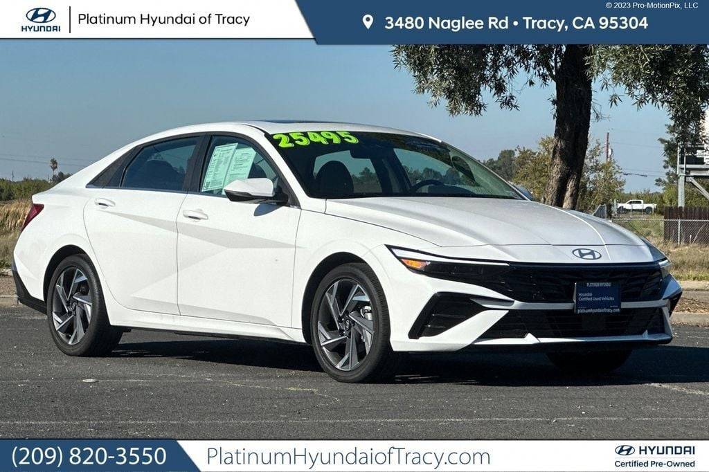 2025 Hyundai Elantra Hybrid Limited — Sedan — 8,516 mi — Tracy, CA