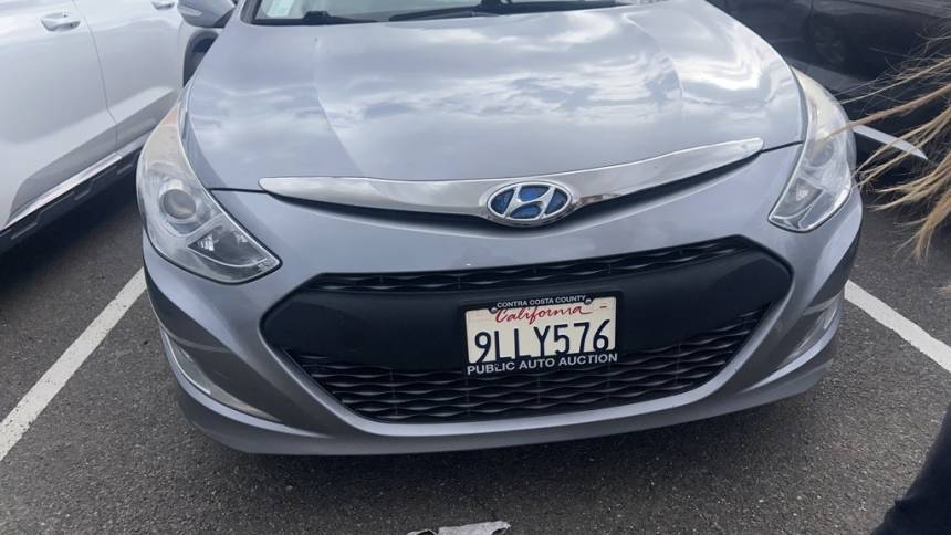 2015 Hyundai Sonata Hybrid Base — Sedan — 63,305 mi — Tracy, CA
