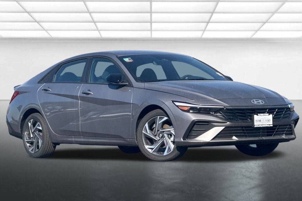 2025 Hyundai Elantra SEL Sport — Sedan — 4,137 mi — Tracy, CA