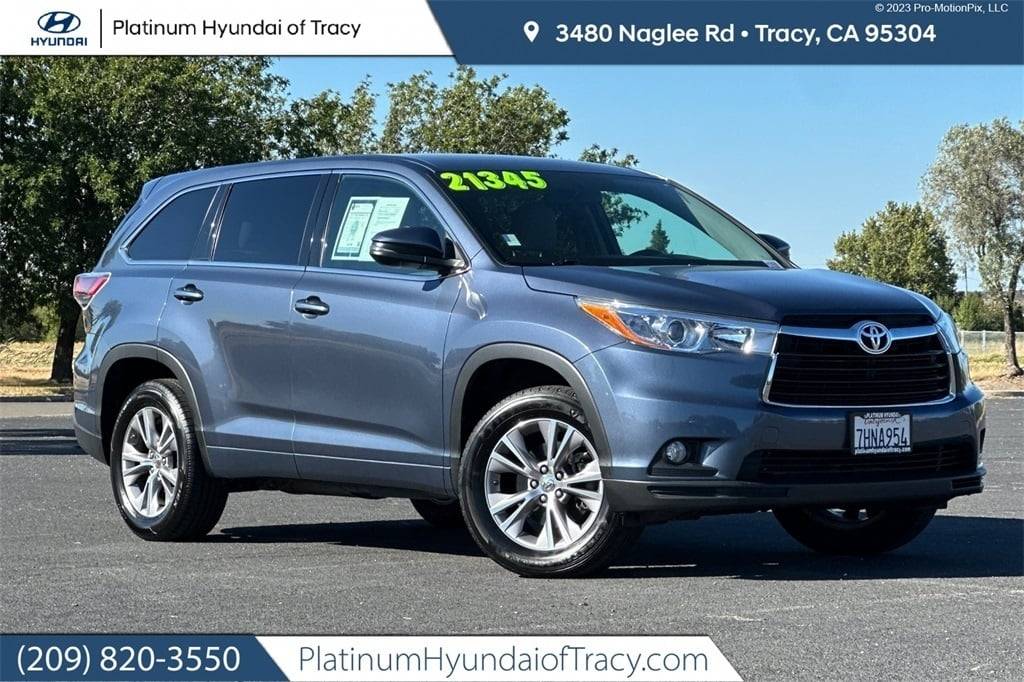 2015 Toyota Highlander LE V6 — SUV — 58,848 mi — Tracy, CA