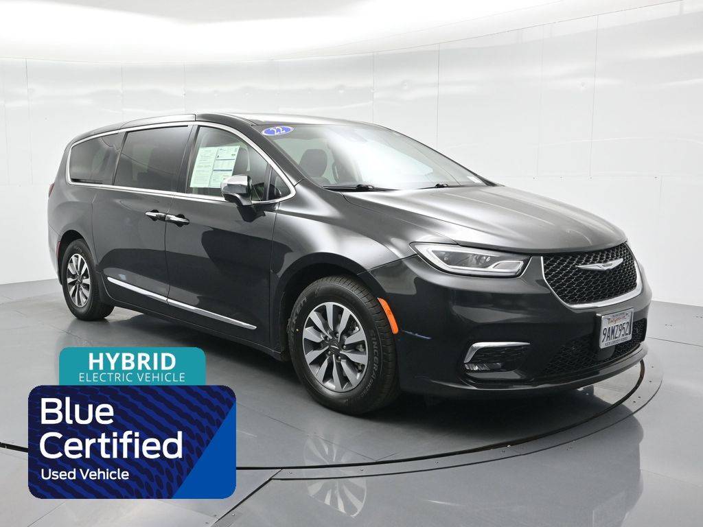 2022 Chrysler Pacifica Hybrid Limited — Minivan — 65,042 mi — Redlands, CA