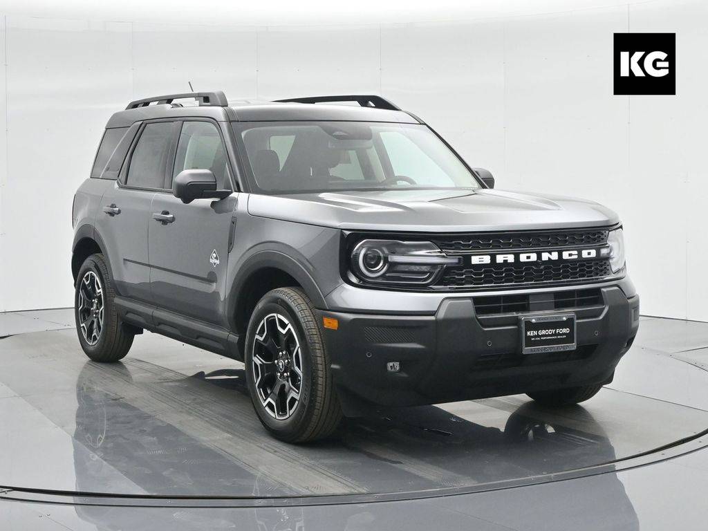 2025 Ford Bronco Sport Outer Banks — SUV — 114 mi — Redlands, CA