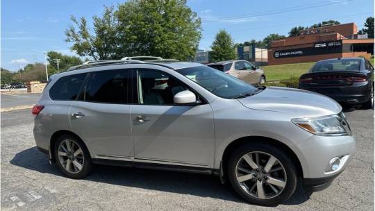 used nissan pathfinder silver