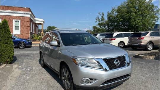 used nissan pathfinder silver