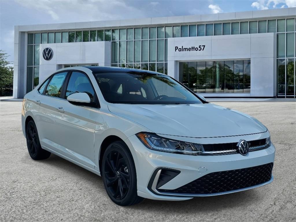 2025 Volkswagen Jetta SE — Sedan — 4,701 mi — Miami Gardens, FL